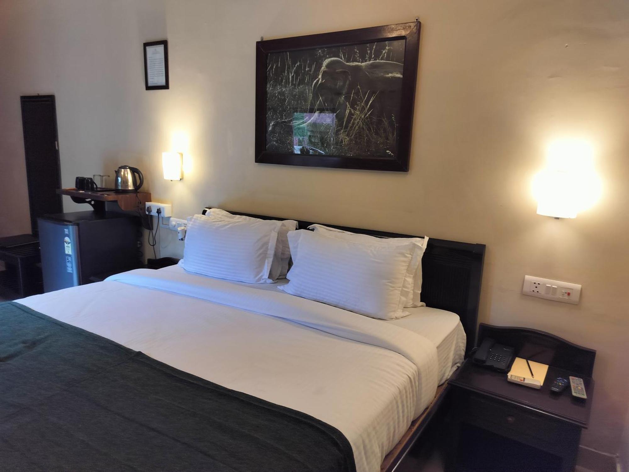 Bel-La Monde Hotel "Riverside" - Jim Corbett Garjia 외부 사진