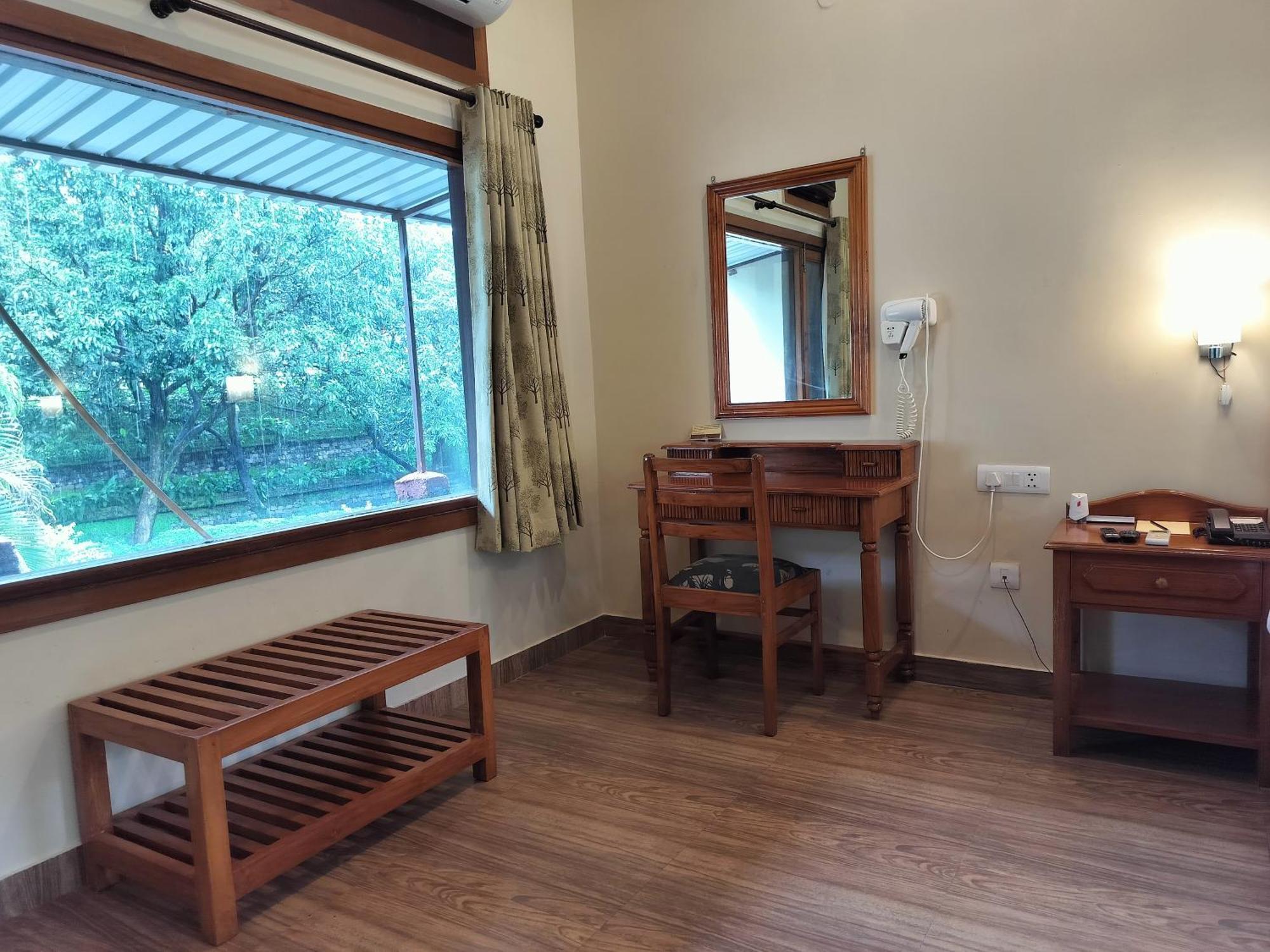 Bel-La Monde Hotel "Riverside" - Jim Corbett Garjia 외부 사진