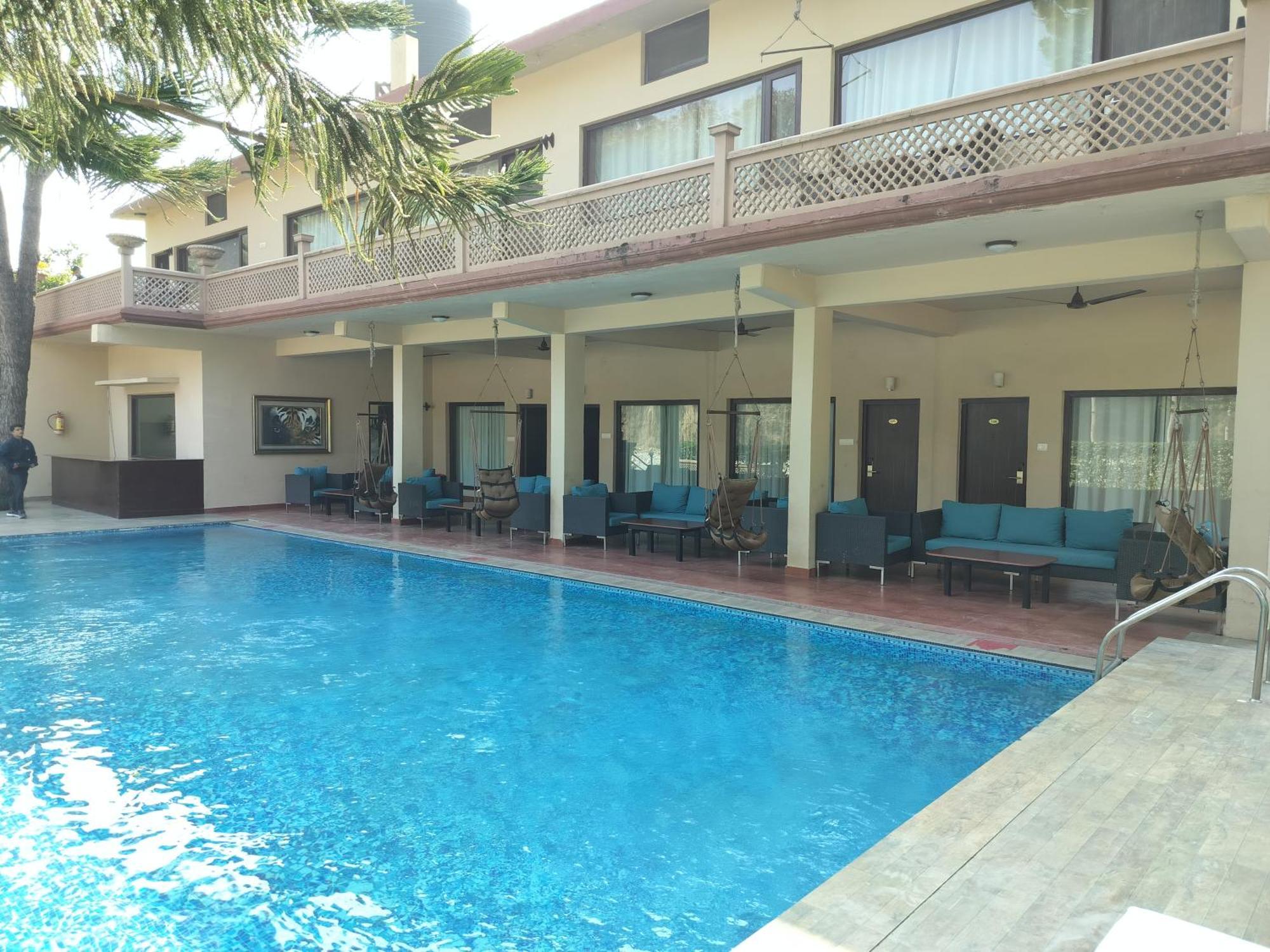 Bel-La Monde Hotel "Riverside" - Jim Corbett Garjia 외부 사진