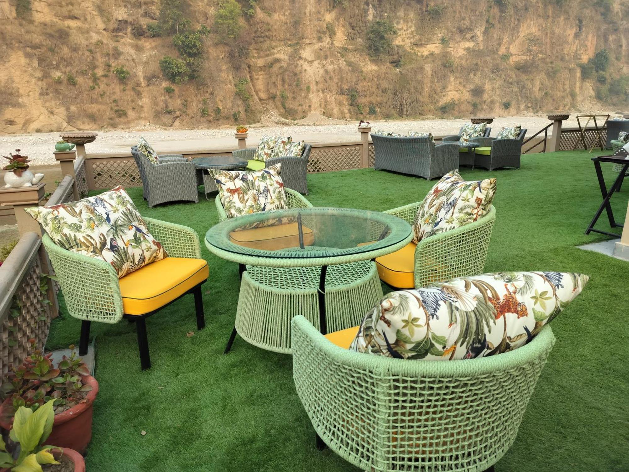Bel-La Monde Hotel "Riverside" - Jim Corbett Garjia 외부 사진