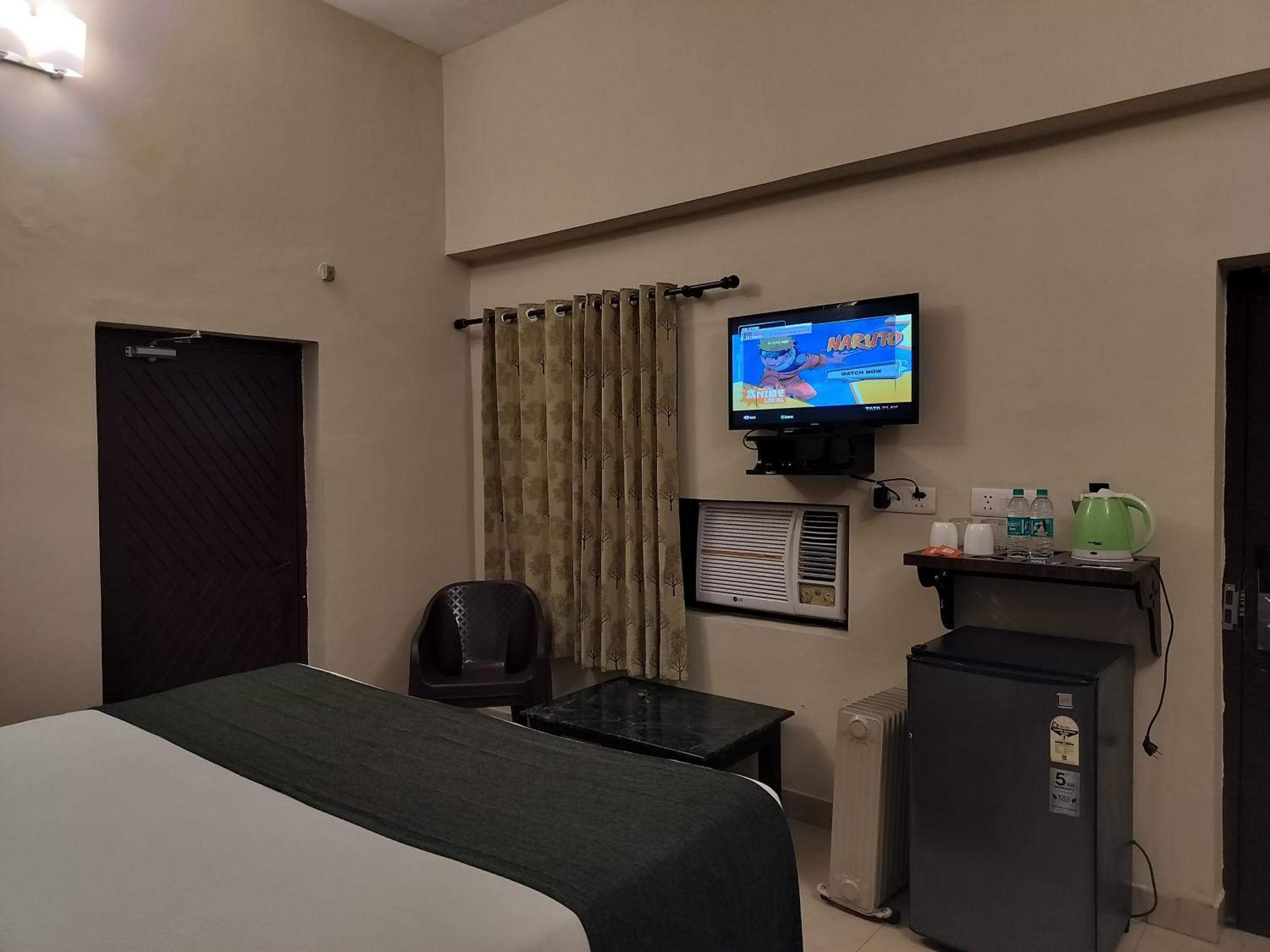 Bel-La Monde Hotel "Riverside" - Jim Corbett Garjia 외부 사진